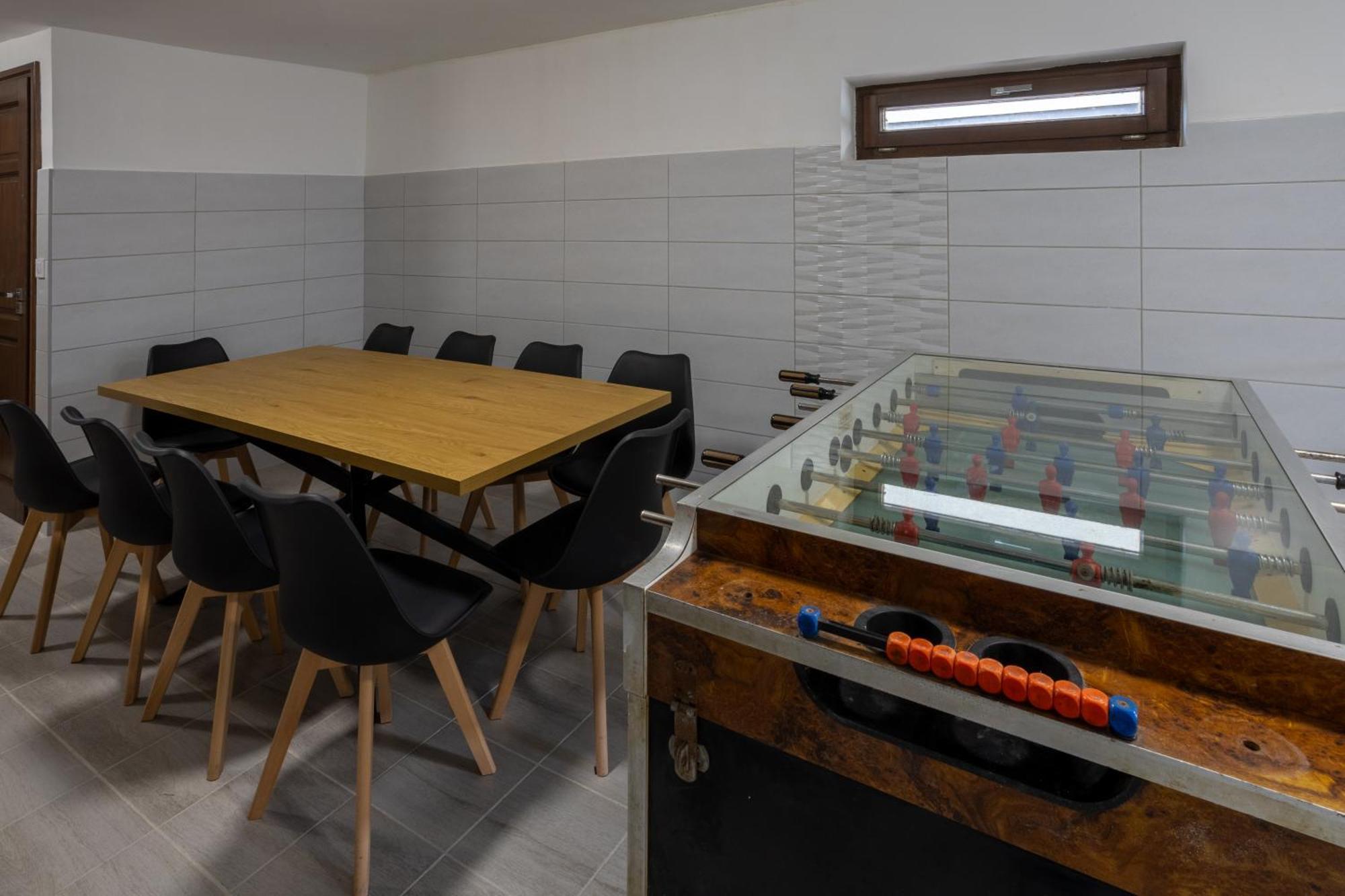 Demjén Rp Apartmanhaz מראה חיצוני תמונה